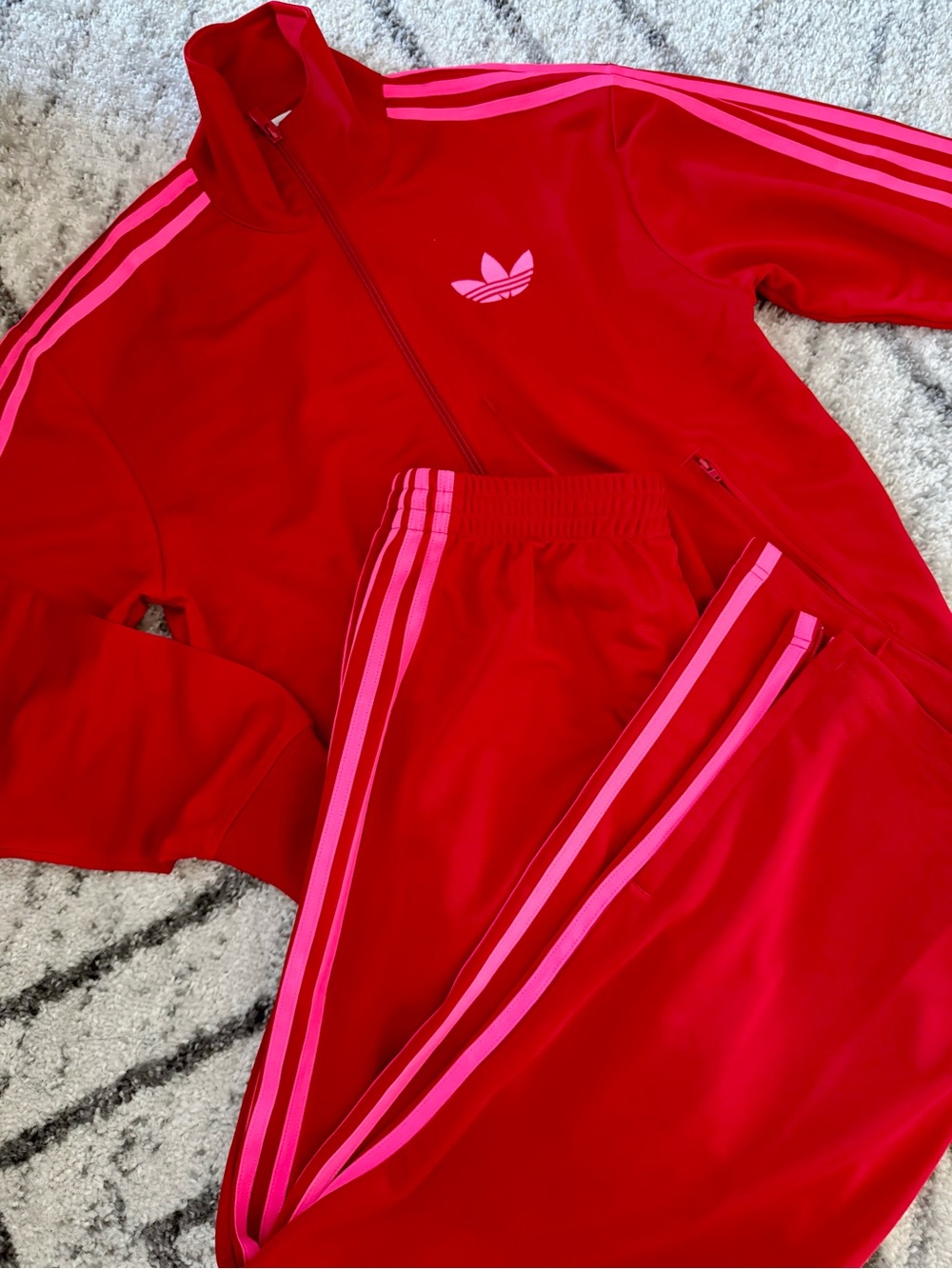 2pc Set Adidas Originals Adicolor Classics Firebird Loose Track Jacket Pants set